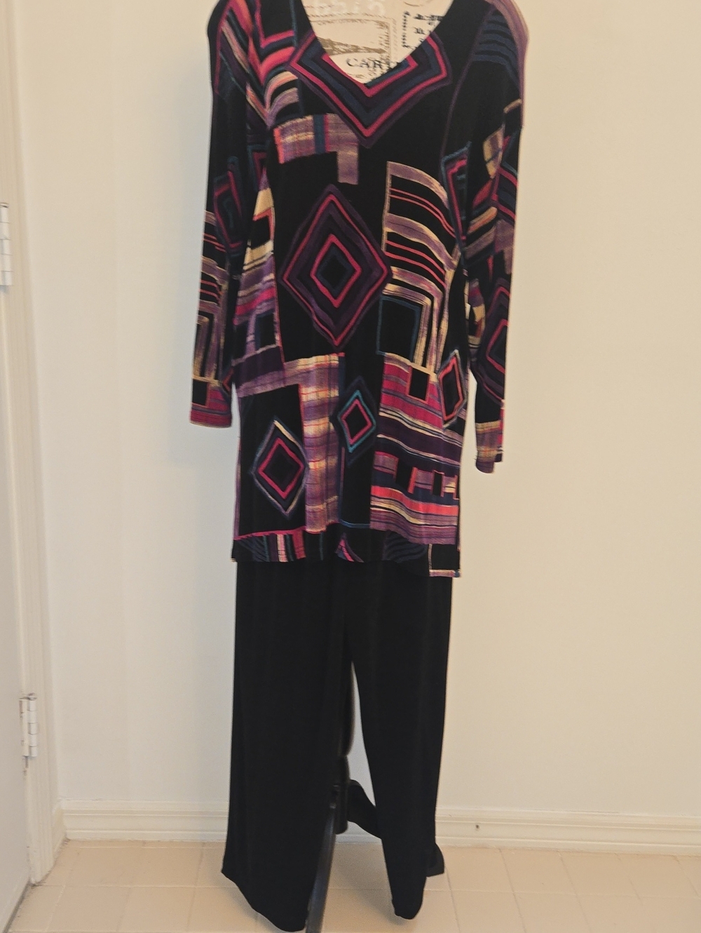 Women's Black Wide-Leg Pants with Geometric Print Tunic